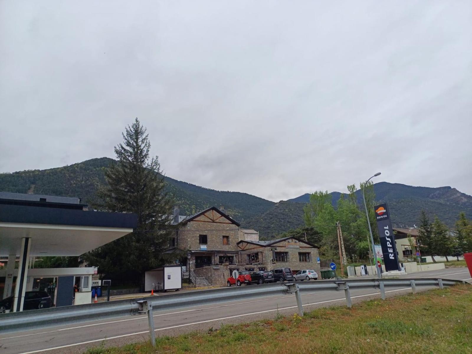 Apartamento Pico De Alba - Jacetania Villanúa Kültér fotó