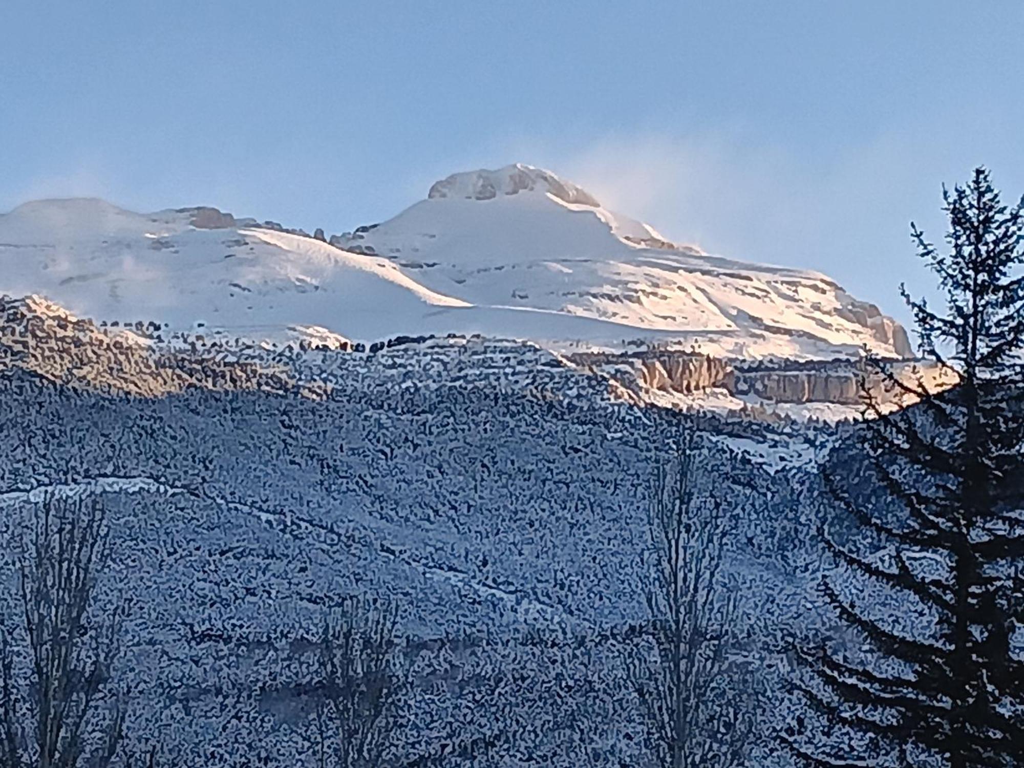 Apartamento Pico De Alba - Jacetania Villanúa Kültér fotó